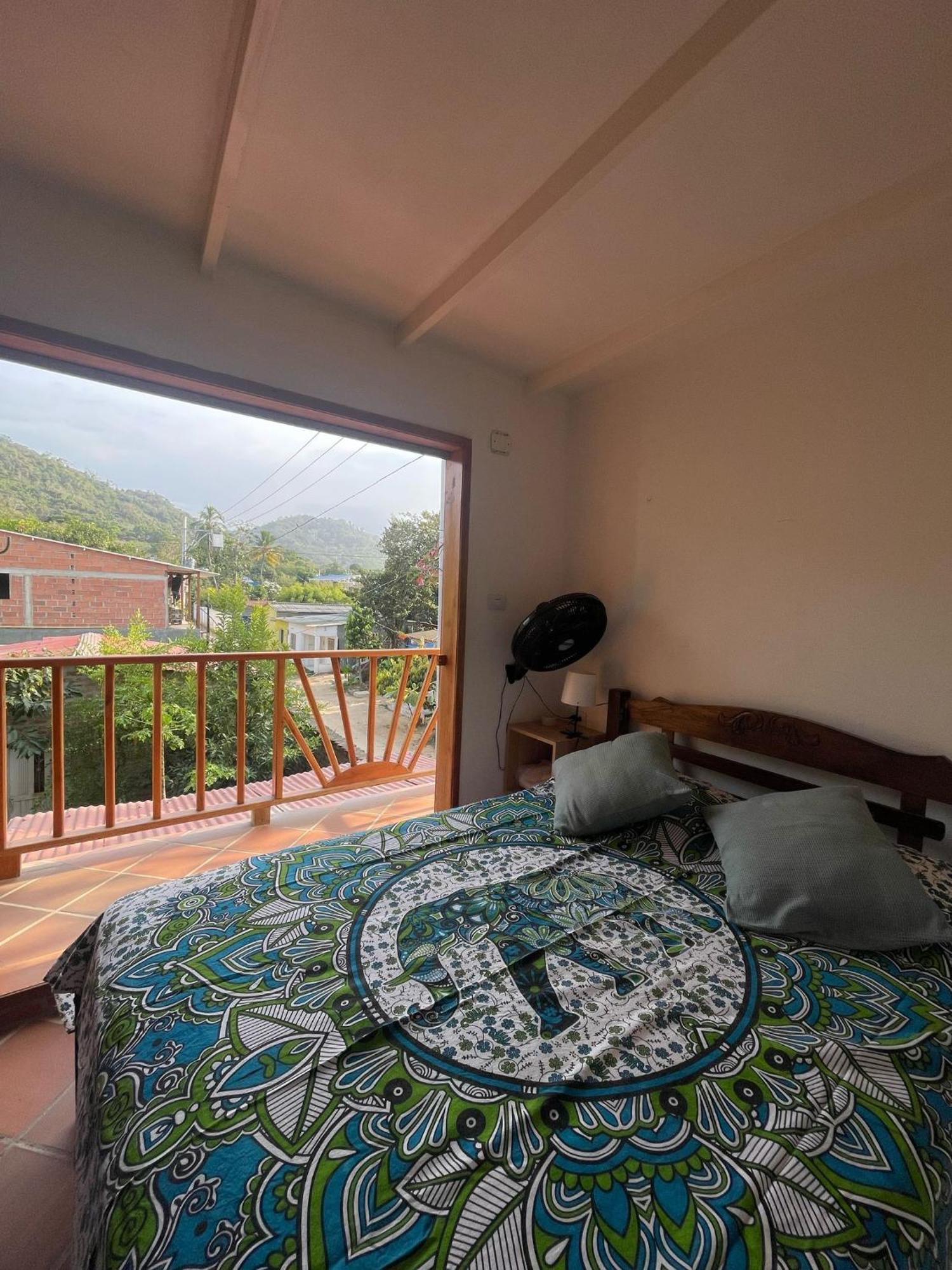 Sistarasta Hotel Паломино Екстериор снимка
