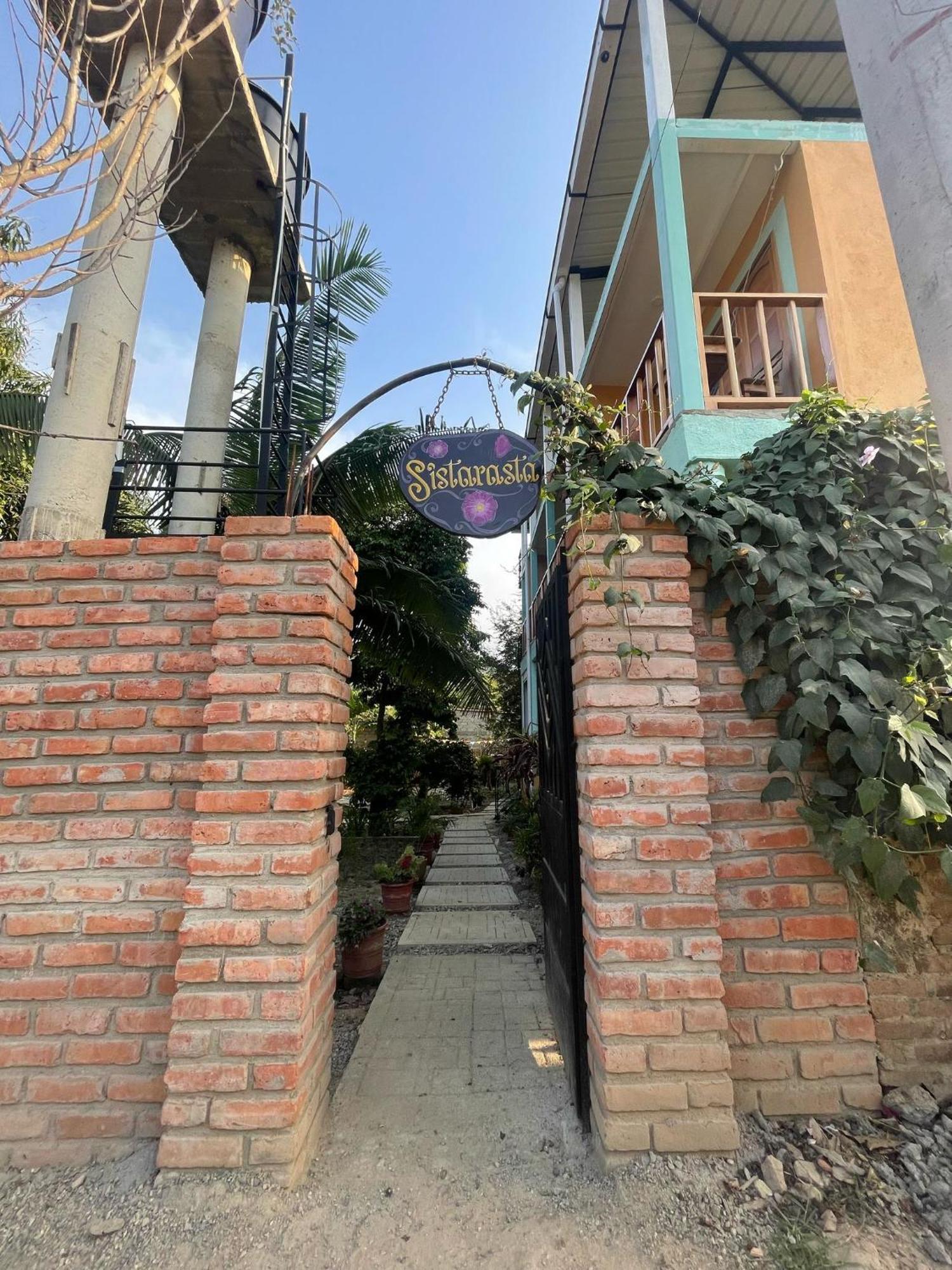 Sistarasta Hotel Паломино Екстериор снимка